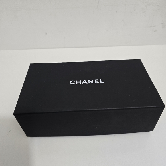 CHANEL Black and Brown Oval Sunglasses, NEW with BOX - Picture 14 of 14